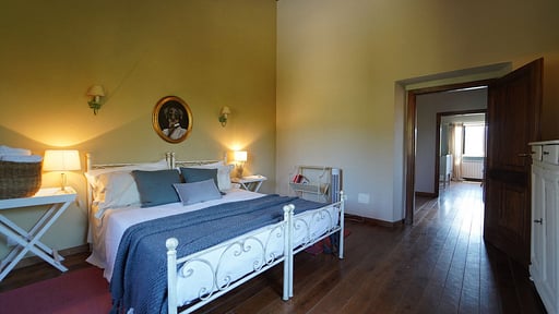 Villa Claudia Tuscany Bedroom 3