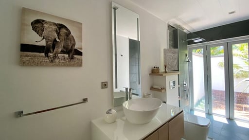 Villa Clos du Littoral Five Bedroom 2