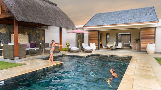 Villa Clos du Littoral Superior Three Schwimmbad