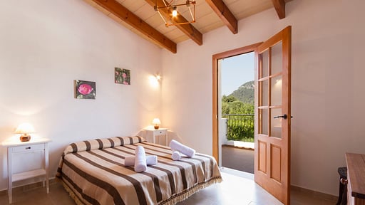 Villa Clos Bedroom 1