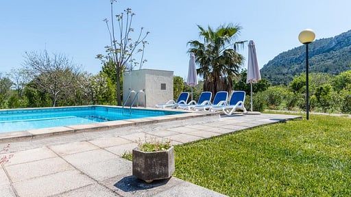 Villa Clos Swimming pool