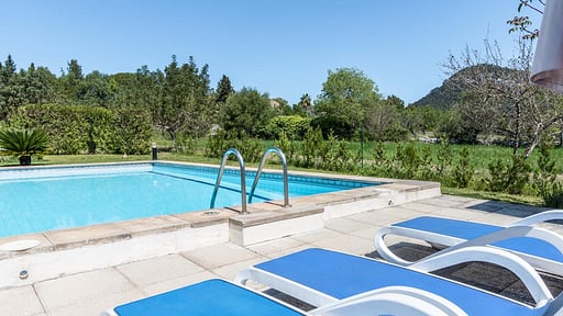 Villa Clos Swimming pool