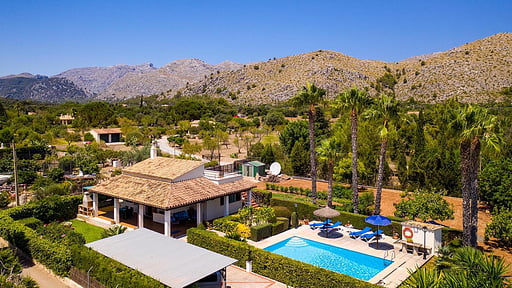 Villa Cloud Drone pictures