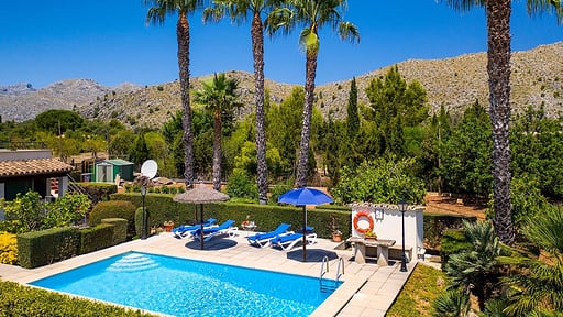 Villa Cloud Drone pictures