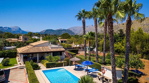 Villa Cloud Drone pictures