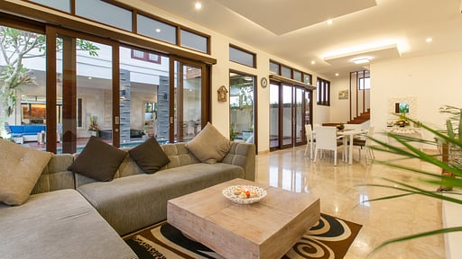 Villa Club Corner Residence Salon