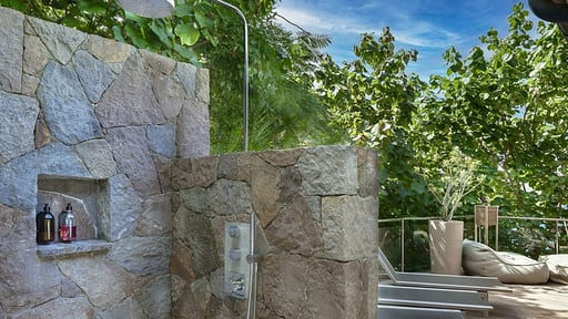 Villa Cocoloco Bedroom 2