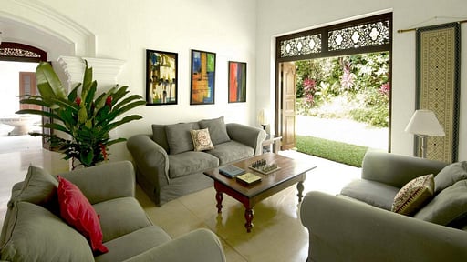 Villa Coconut Grove Salon