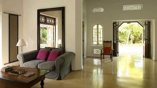 Villa Coconut Grove Salon