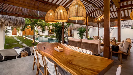 Villa Cocotier Dining area
