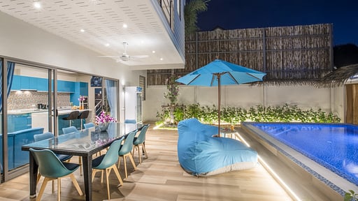 Villa Colibri Dining area