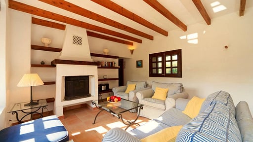 Villa Coll den Xenet Living room