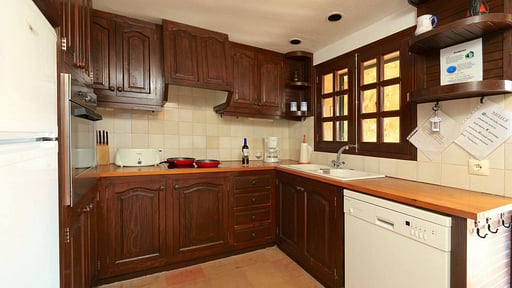 Villa Coll den Xenet Kitchen