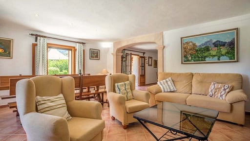 Villa Colonya den Jaume Salon