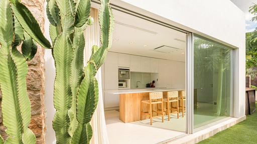 Villa Comte Kitchen