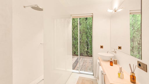 Villa Comte Bedroom 5