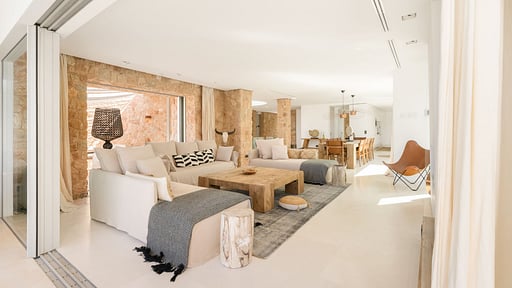 Villa Comte Living room