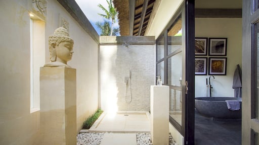 Villa Condensé Bedroom 1