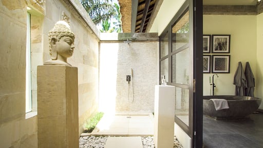 Villa Condensé Bedroom 2