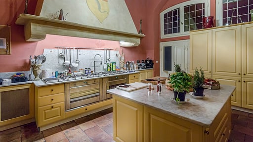 Villa Controni Kitchen