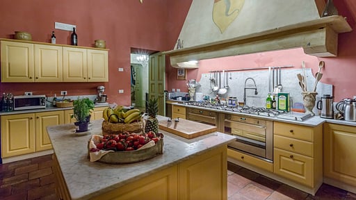 Villa Controni Kitchen