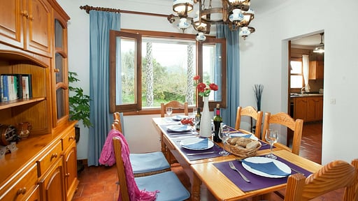 Villa Conxa Bisanyes Salle à manger