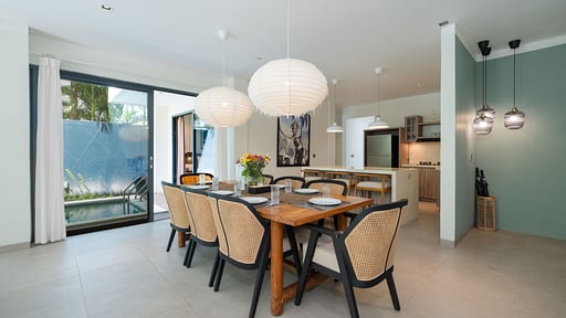 Villa Cora Dining area