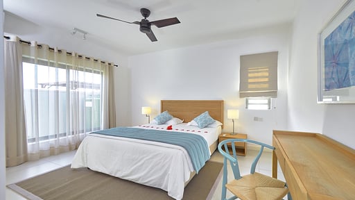 Corail Bleu Private Pool and Garden Villas Schlafzimmer 2