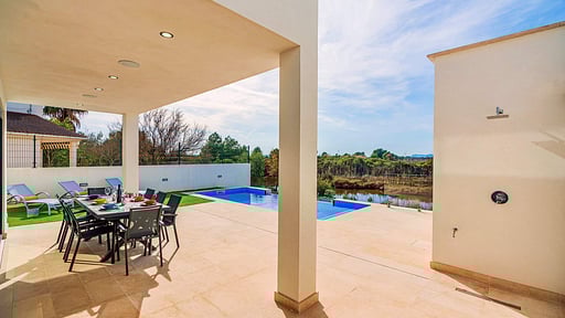 Villa Corb Mari II Dining area