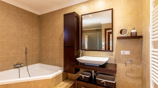 Villa Coscois Bedroom 1