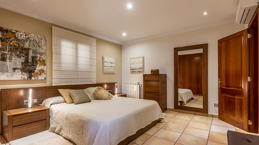 Villa Coscois Bedroom 1