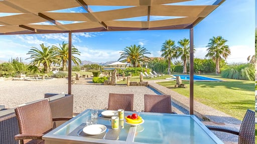 Villa Cosme Dining area