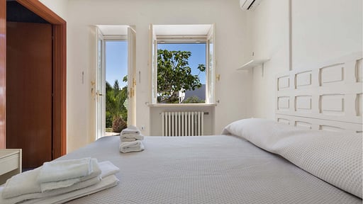 Villa Costa Merlata Bedroom 1