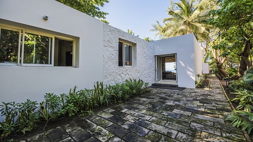 Villa Cotiere Parking areas
