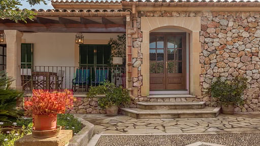 Encis Окрестности