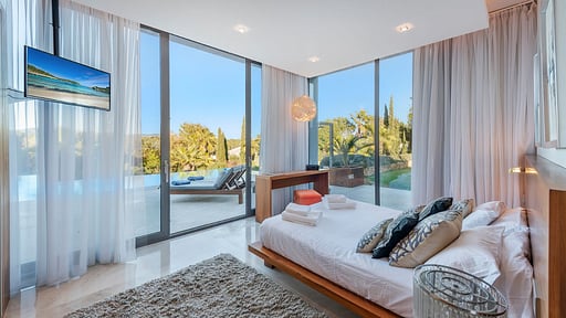 Villa Cristal Спальня 6