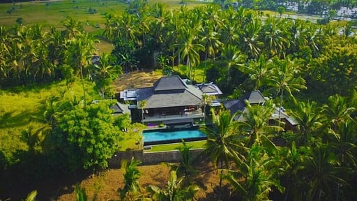 Villa Crystal Castle Others