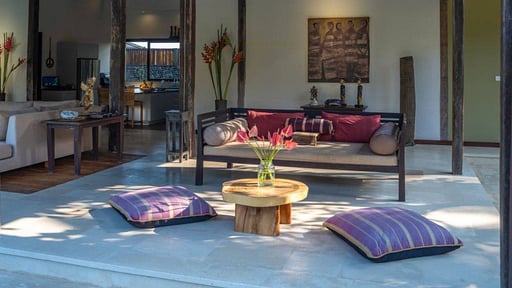 Villa Crystal Castle Living room
