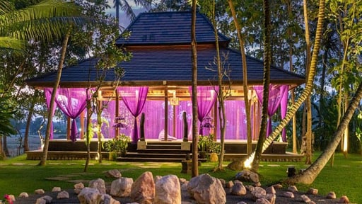 Villa Crystal Castle Others