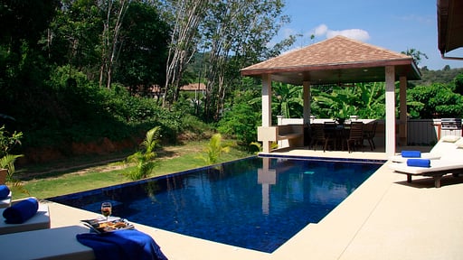 Villa Crystal Nai Harn Swimming pool