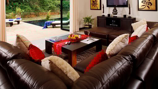 Villa Crystal Nai Harn Living room