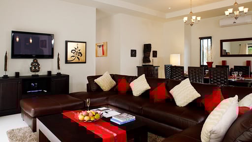 Villa Crystal Nai Harn Living room