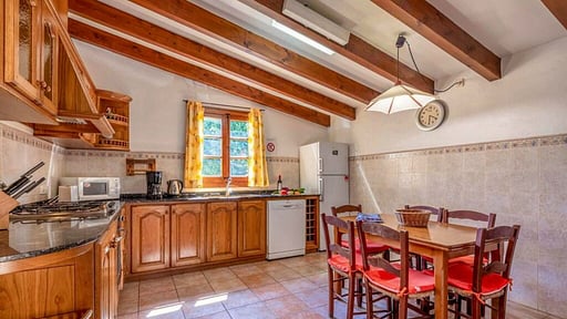 Villa Cuxach Mateu Kitchen