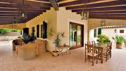 Villa Cuxach Mateu Dining area