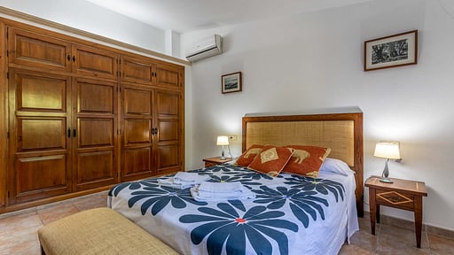 Villa Cuxach Mateu Bedroom 1