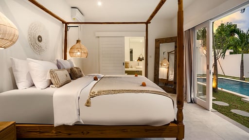 Villa Cyma Bedroom 1