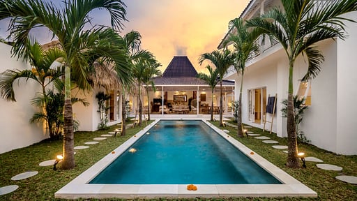 Villa Cyma Swimming pool