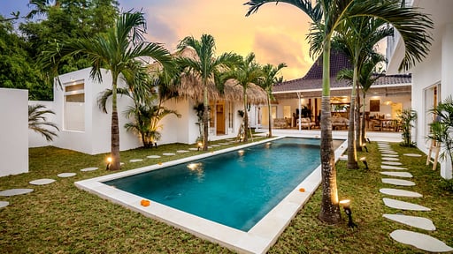 Villa Cyma Swimming pool