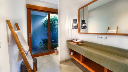 Villa Dahlia Bumbak Chambre 1