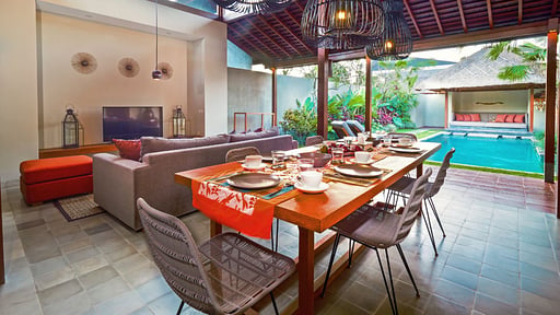 Villa Dahlia Bumbak Salle à manger